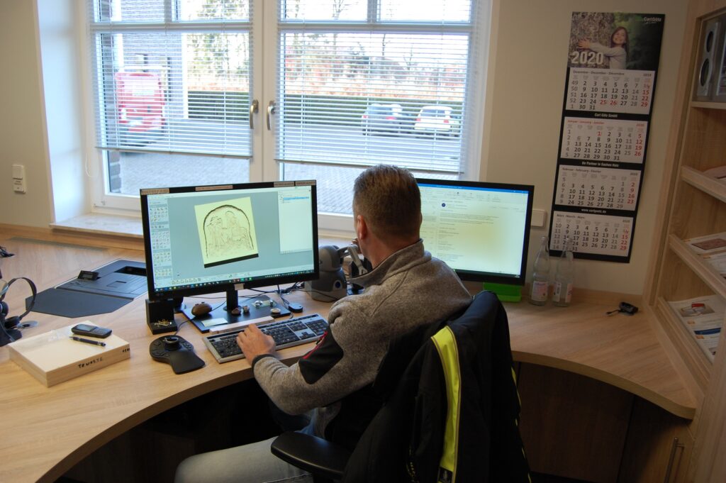 Hier wurde schon so manches Problem mit neuester Software und den folgenden CNC Einsatz gelöst